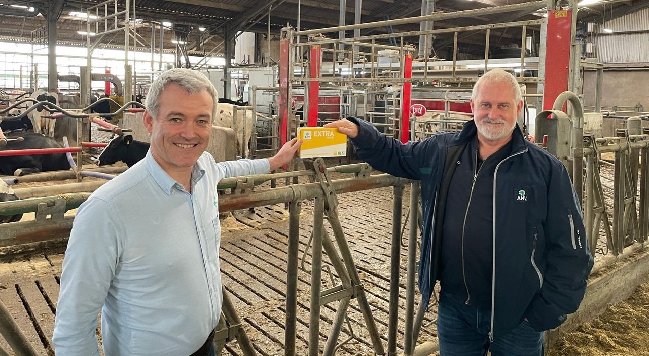 Adam Robinson, managing director UK and Ireland, and Dr. Gertjan Streefland, founder, DVM, and chief science officer at AHV. Source: AHV