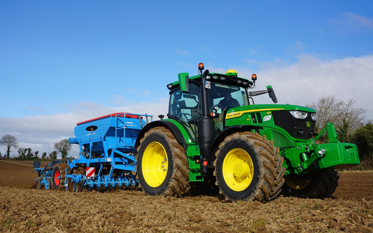 John Deere launches new diagnostic and repair tool