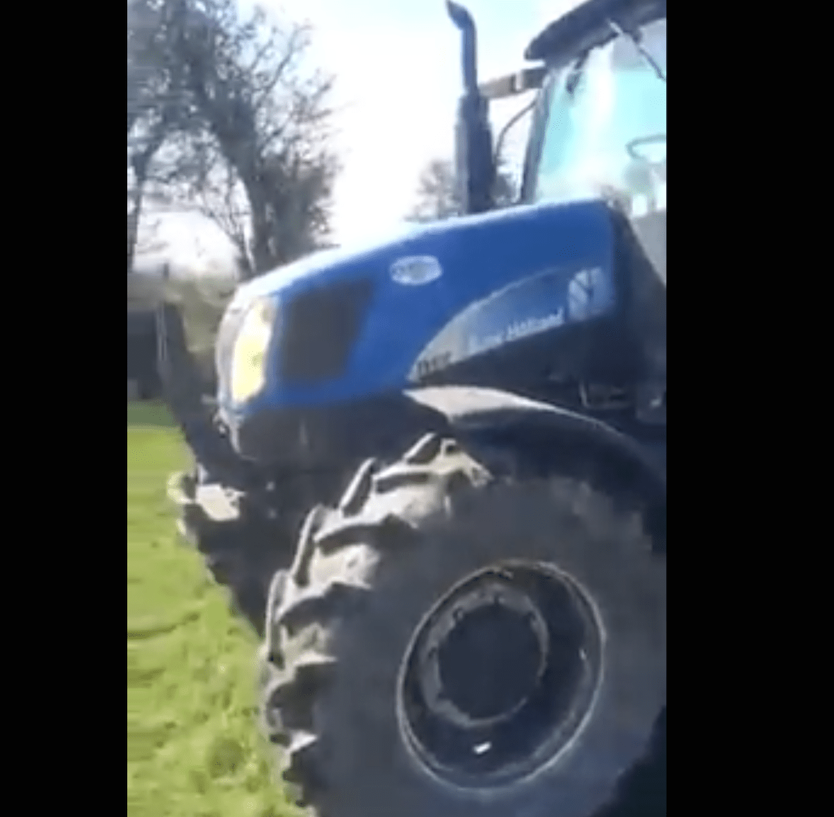 This farmer's tutorial of how to spread slurry will make your day