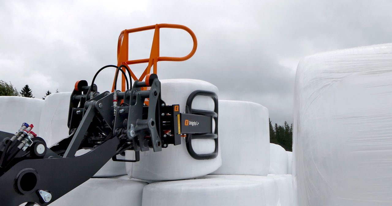 Ready for the demands of everyday bale handling, Quicke says its Unigrip L+ offers "reliable performance without compromising silage quality". Source: Farmhand